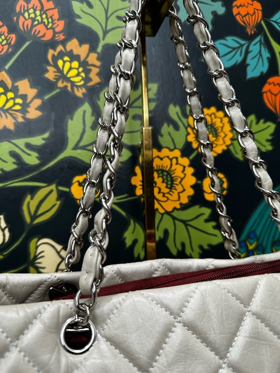 Chanel Cambon Ligne Tote Cream Lambskin | Quilted CC Chain Shoulder Bag (C8) - Picture 6 of 16